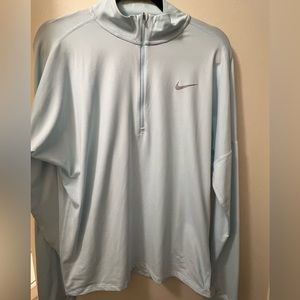 Nike activewear top. In good condition. Nike running